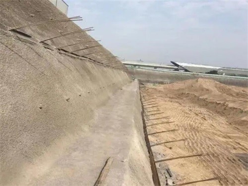 沈河河道边坡加固